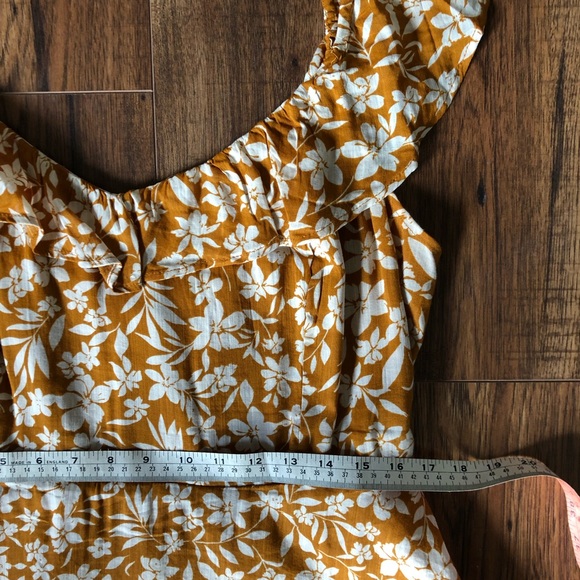 Old Navy Fit and Flare Dress with Ruffle Straps - Picture 5 of 8